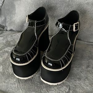 Platform Mary Jane sandals